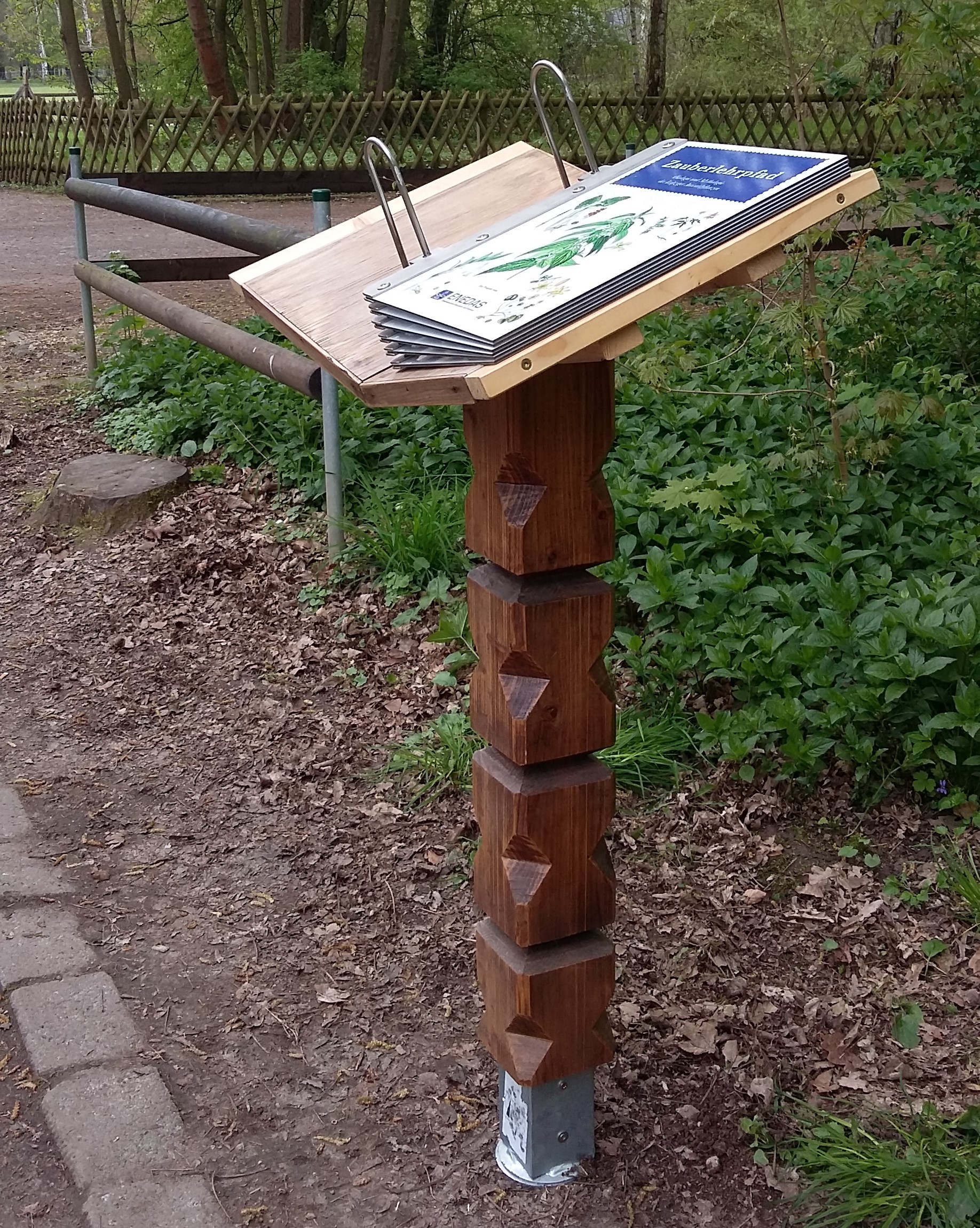 Zauberlehrpfad mit erneuertem Austeller